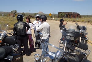 La Ruta 66 en Moto: Viatgar sol o en grup amb guia?