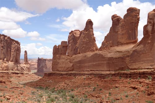 Paisatges al·lucinants en el parc nacional Arches en l'estat de Utah